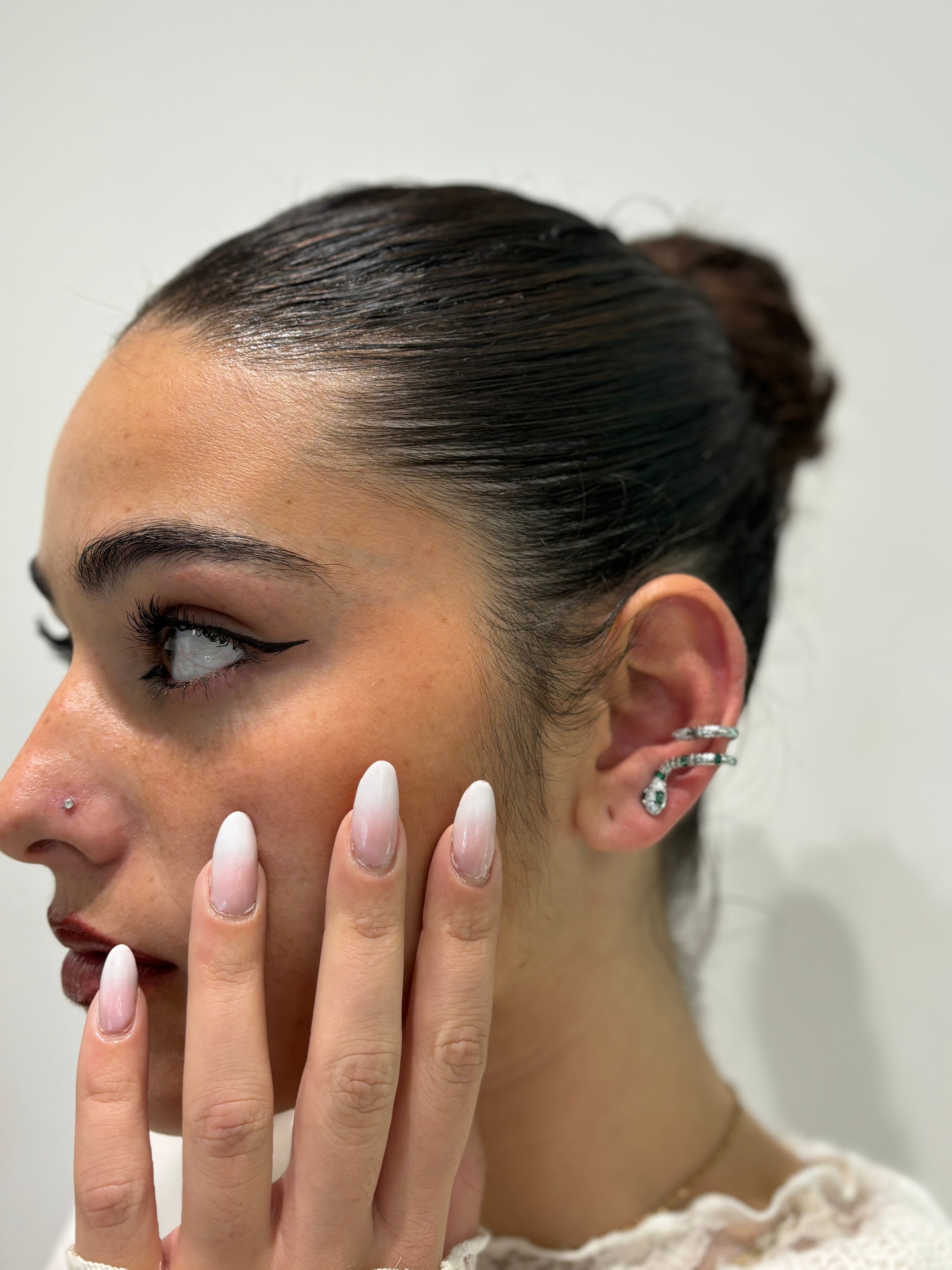 Ear cuff