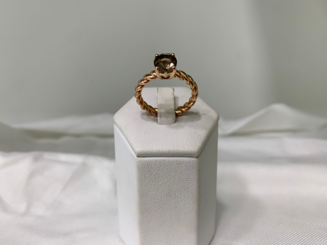Anello quarzo