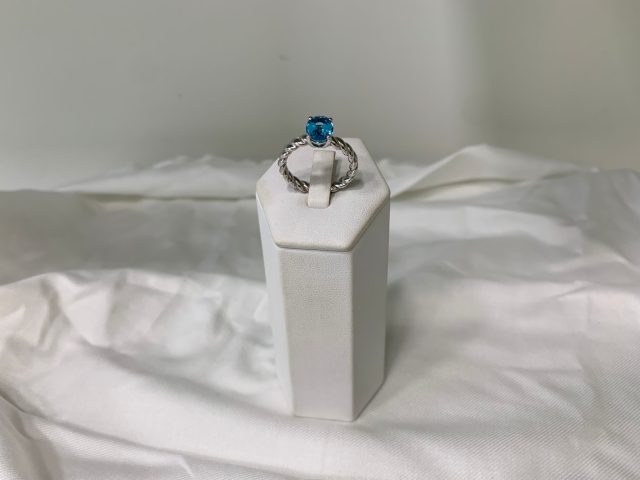 Anello quarzo
