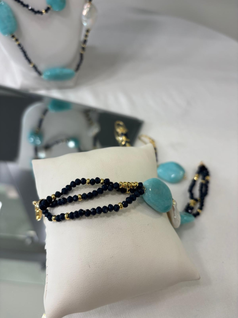 Bracciale Cristallo Blu, Amazzonite, Perla Scaramazza ed Ematite Dorata
