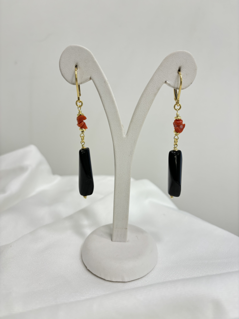 orecchini onice nera e corallo
