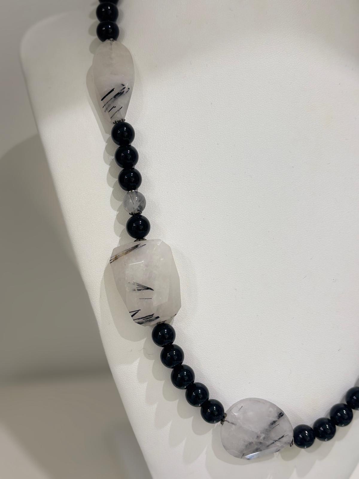 Collana in Corallo, Onice e Quarzo Rutilato