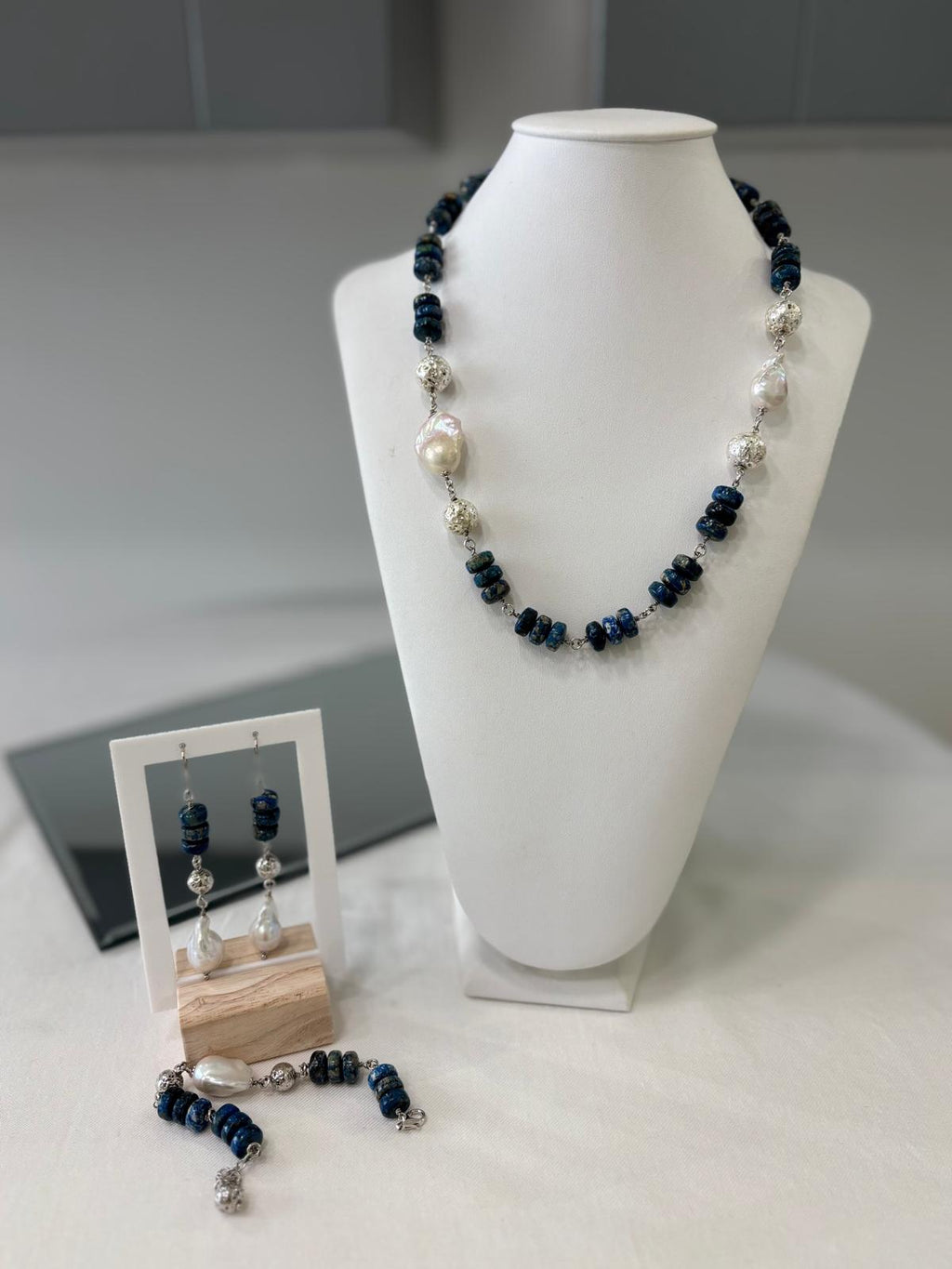 Collana in lapis