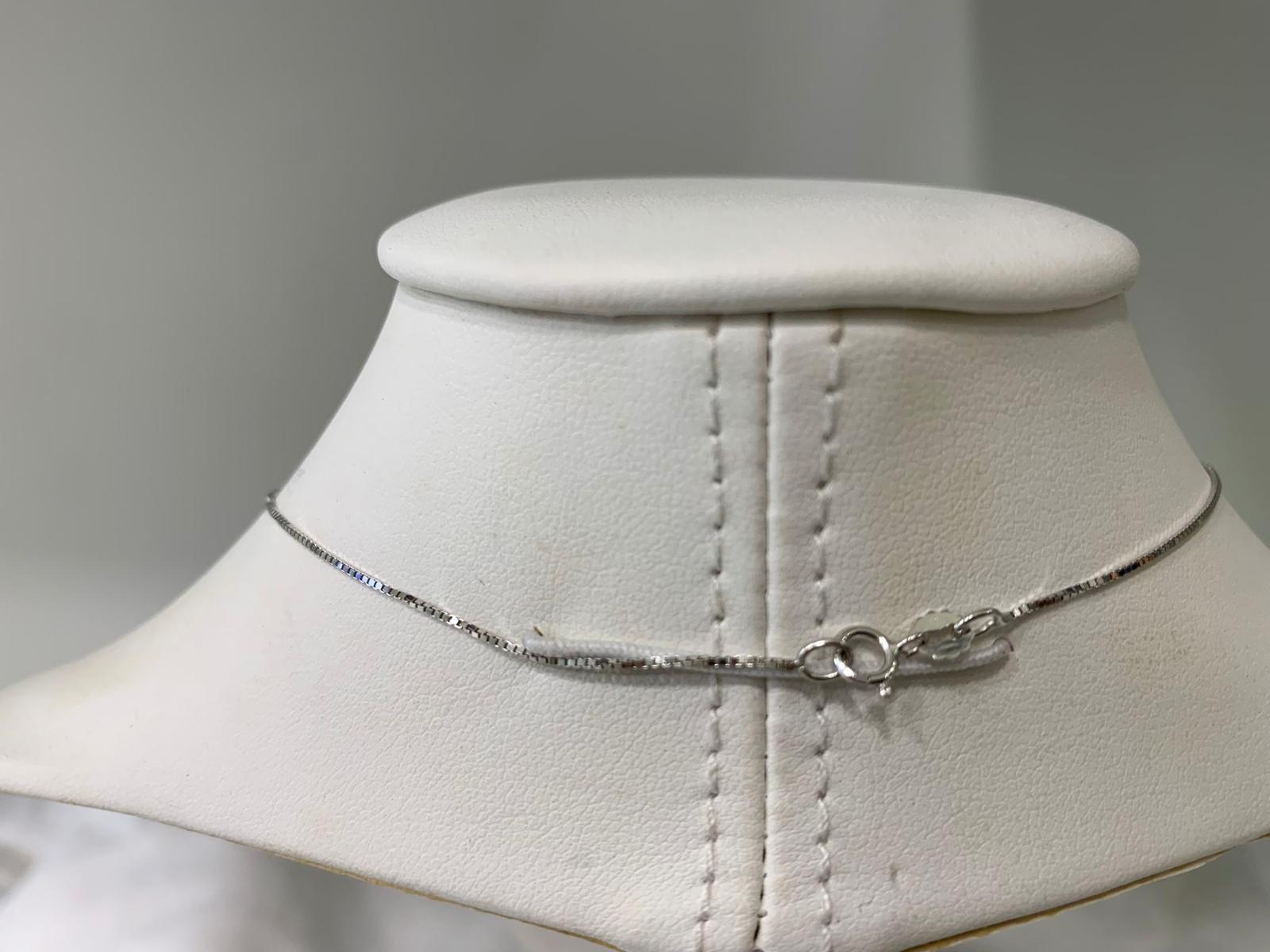 Collana con Pendente a Croce