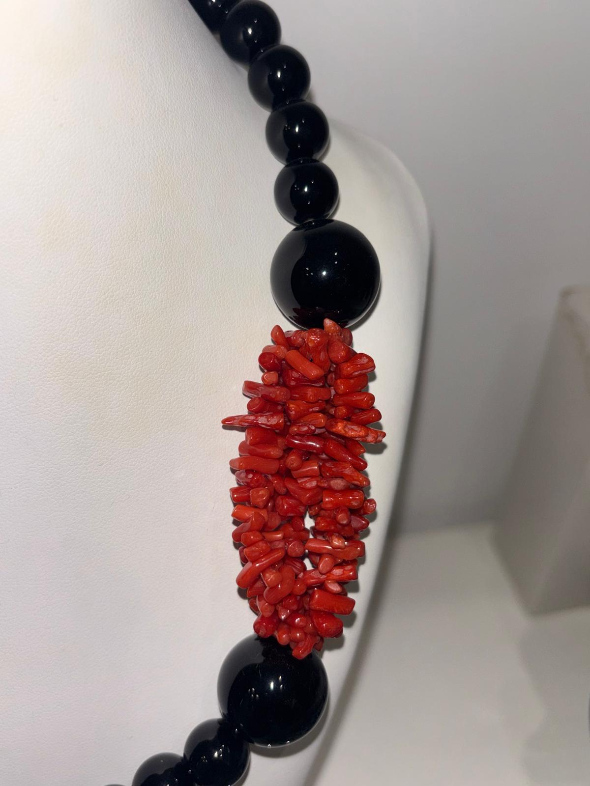 Collana in Argento con Corallo Sardo e Onice Nera